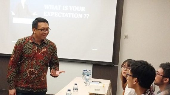 Konsultan Bisnis untuk Mengembangkan Bisnis